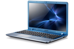 samsung-np350v5c-s09in-laptop-core-i5-4gb-1tb-2gb-graphics-15-6-inch-win-8-blue-with-laptop-bag
